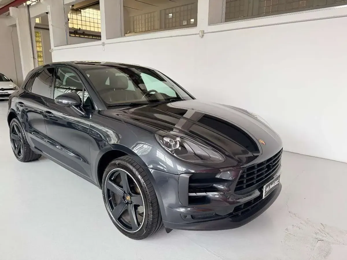 Usata Porsche Macan 245 CV (180 kW) 2019 Grigio SUV