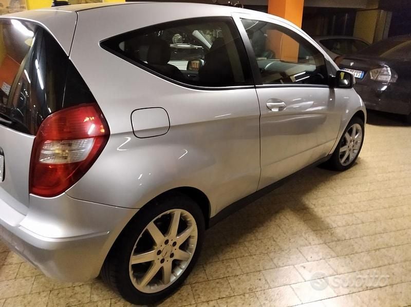 Usata Mercedes A150 2010 Grigio