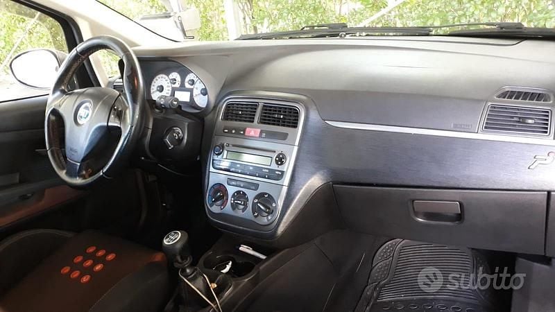 Usata Fiat Punto Evo 90 CV (66 kW) 2008 Nero Utilitaria