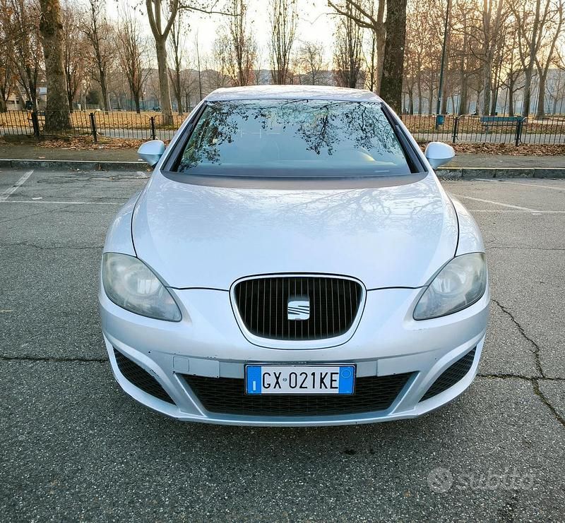 Usata Seat Leon Reference 86 CV (63 kW) 2010 Grigio Utilitaria