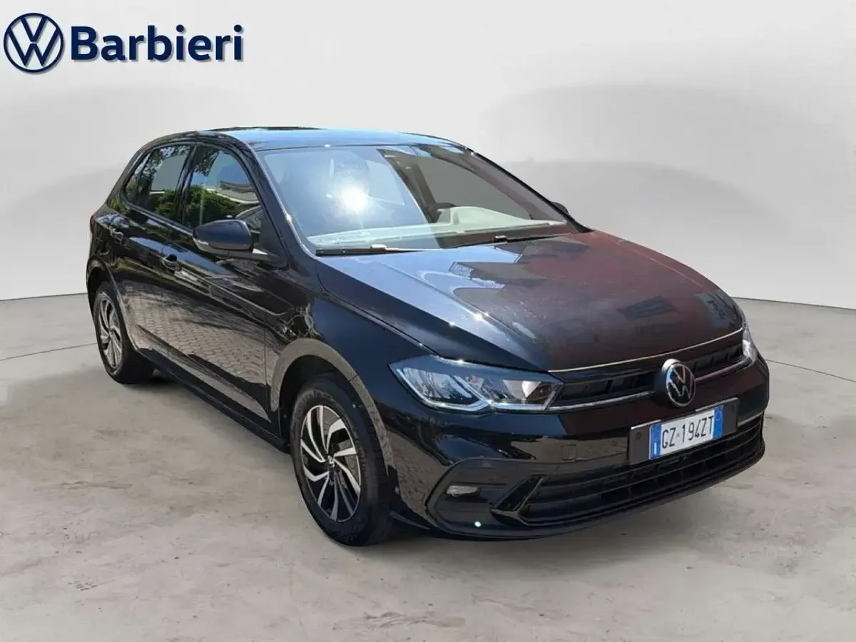Begagnad VW Polo Life 95 HK (69 kW) 2025 Svart Halvkombi