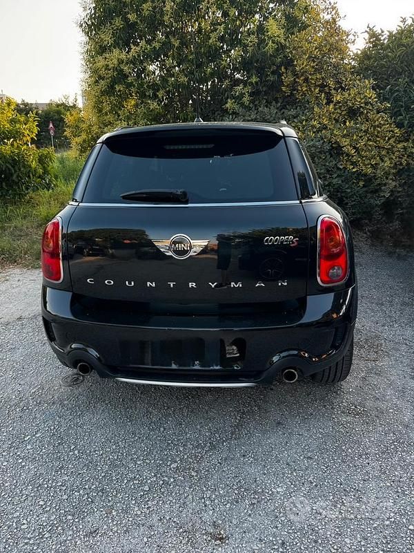 Usata Mini Countryman 190 CV (139 kW) 2015 Nero SUV