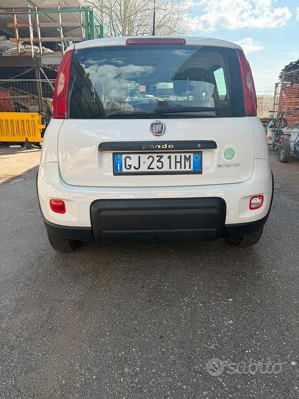 Usata Fiat Panda 70 CV (51 kW) 2022 Bianco Utilitaria