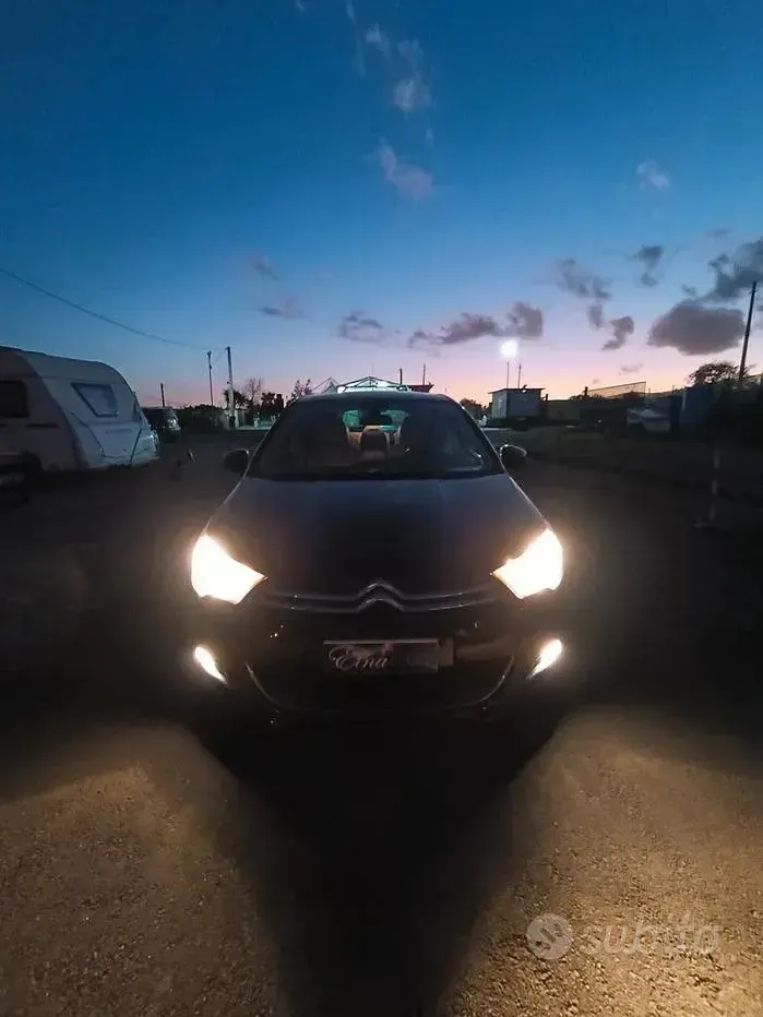 Usata Citroën C4 Exclusive 111 CV (81 kW) 2011 Nero Berlina