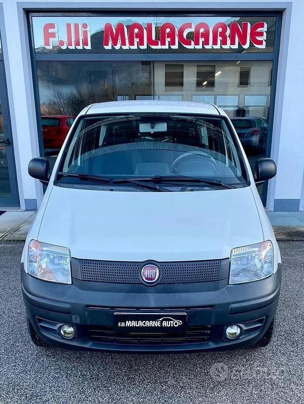 Usata Fiat Panda 4x4 69 CV (50 kW) 2010 Bianco Utilitaria