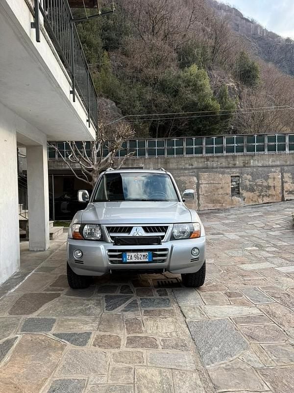 Usata Mitsubishi Pajero 160 CV (117 kW) 2005 SUV