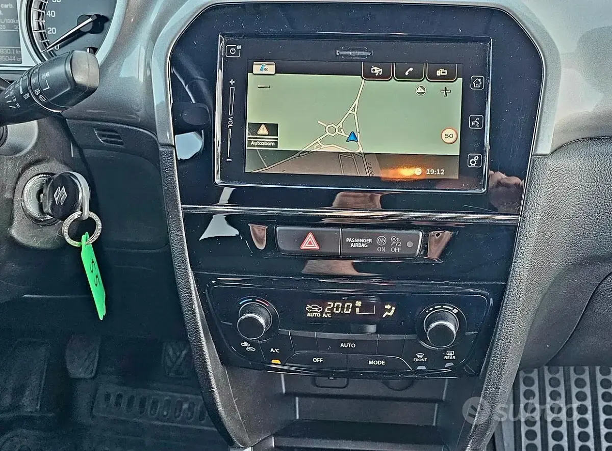 Usata Suzuki Vitara 120 CV (88 kW) 2018 Nero SUV