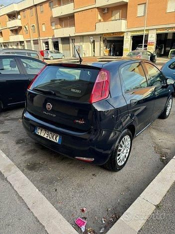 Usata Fiat Punto 2006 Blu Utilitaria