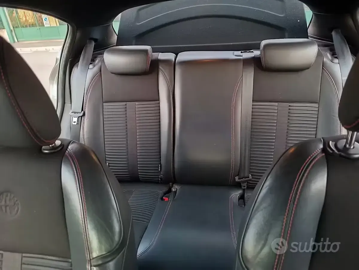Usata Alfa Romeo Giulietta 170 CV (125 kW) 2010 Grigio Utilitaria