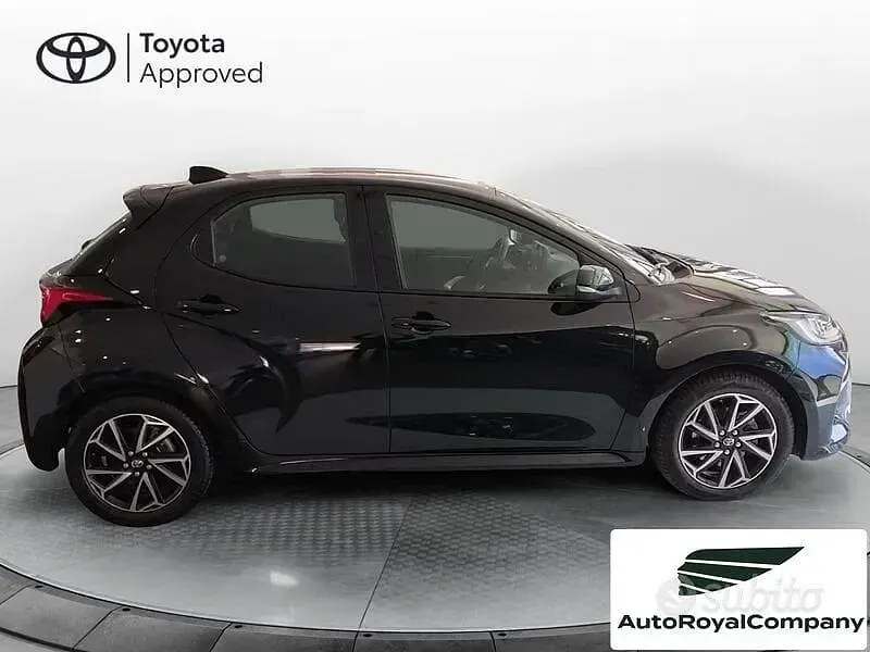 Usata Toyota Yaris Trend 2022 Nero Utilitaria