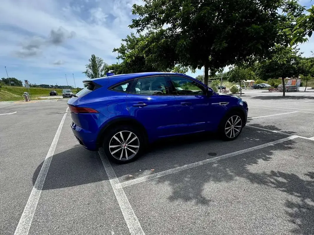 Usata Jaguar E-Pace R-Dynamic 179 CV (131 kW) 2018 Blu SUV