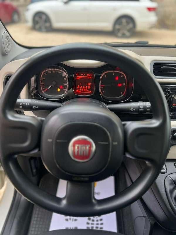 Usata Fiat Panda Lounge 95 CV (69 kW) 2015 Bianco Utilitaria