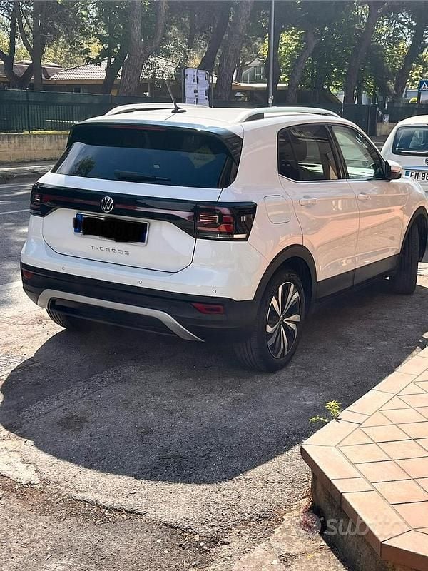 Usata VW T-Cross Advance 110 CV (80 kW) 2021 Bianco SUV