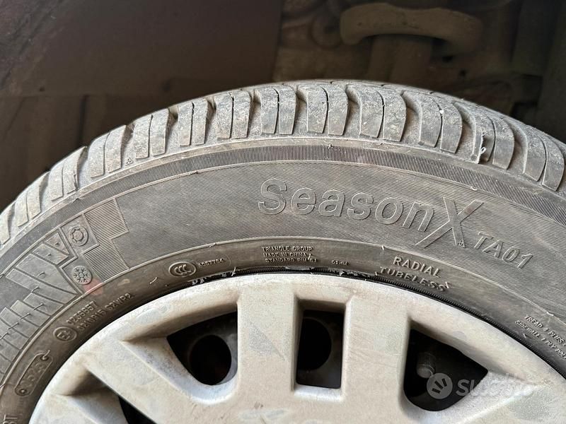 Usata Citroën C3 60 CV (44 kW) 2006 Grigio Berlina