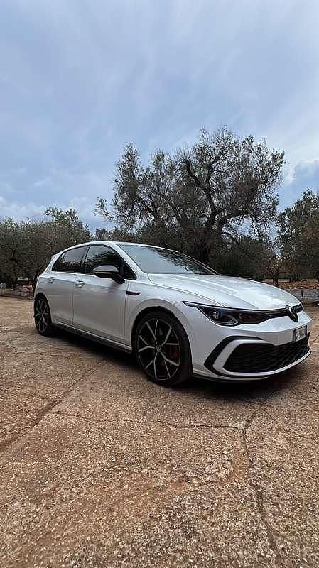 Usata VW Golf VIII GTI 245 CV (180 kW) 2023 Berlina