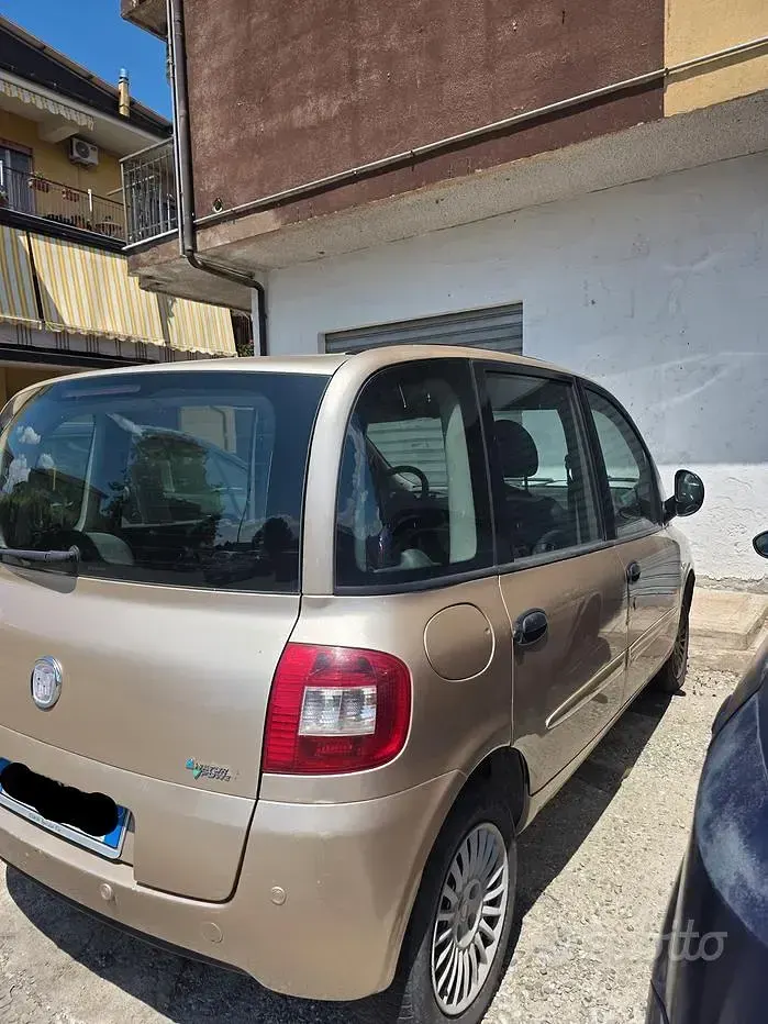 Usata Fiat Multipla 103 CV (75 kW) 2010 Monovolume