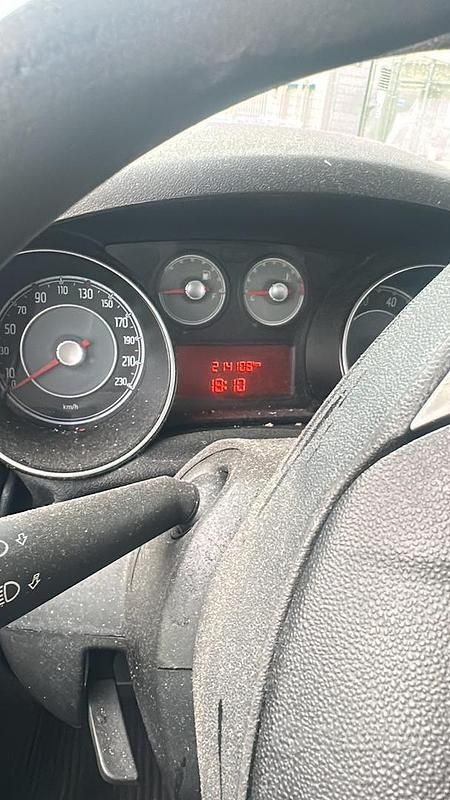 Usata Fiat Punto 77 CV (56 kW) 2012 Grigio Utilitaria