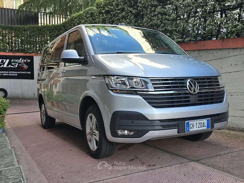 Usata VW T6.1 150 CV (110 kW) 2022 Argento Furgone