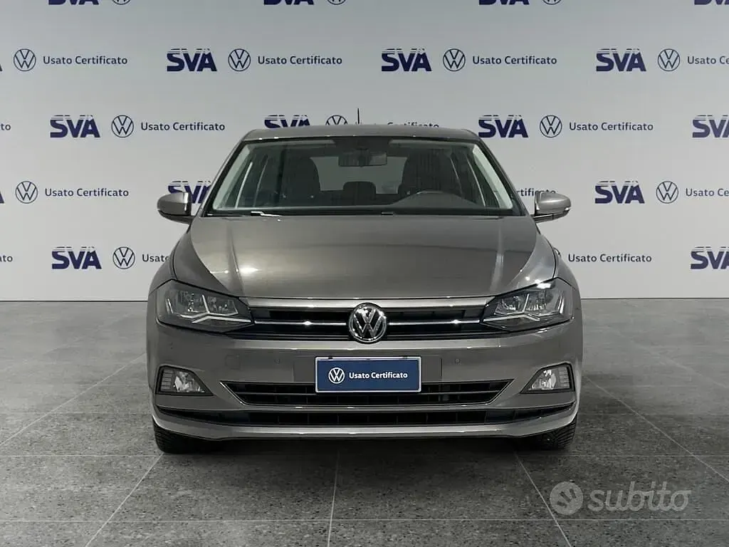 Usata VW Polo Comfortline 95 CV (69 kW) 2020 Grigio Utilitaria