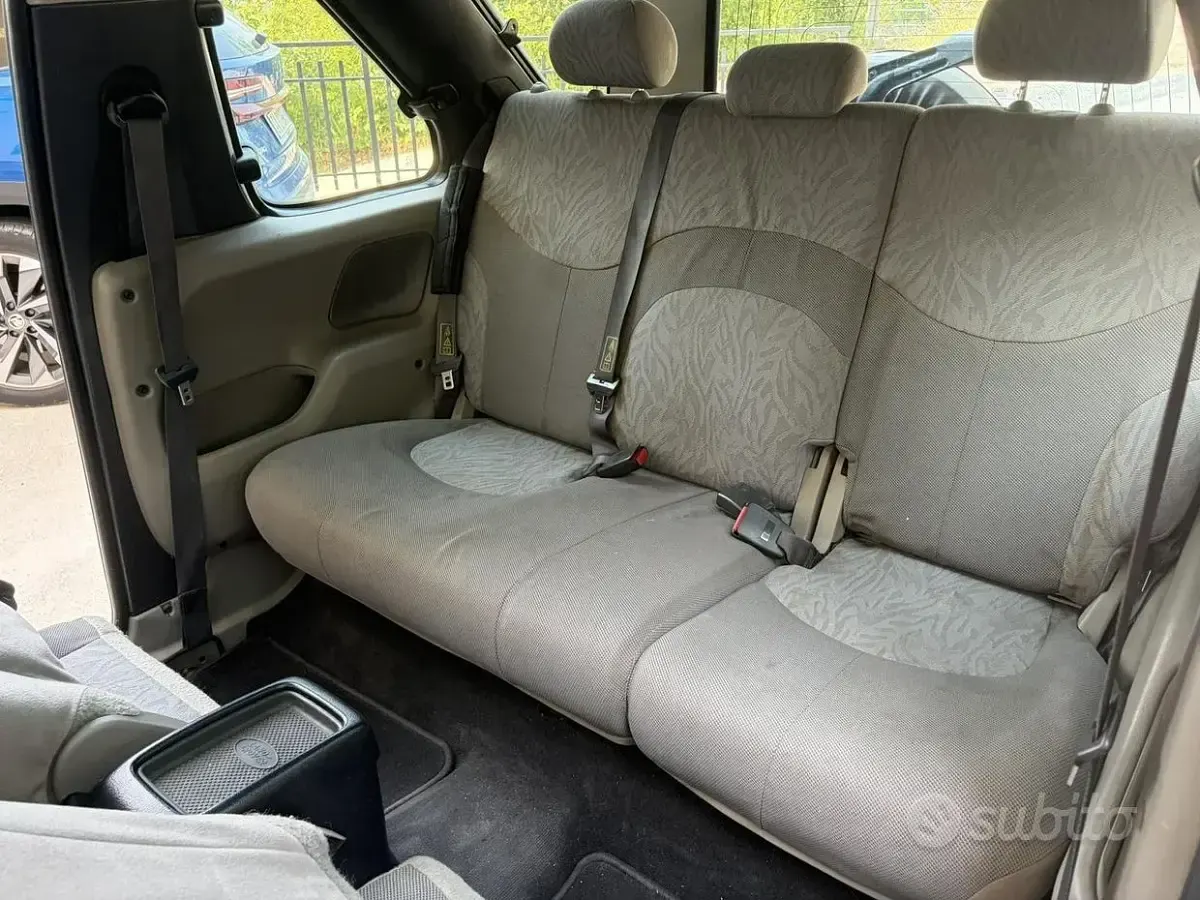 Usata Land Rover Freelander 111 CV (81 kW) 2003 Grigio SUV