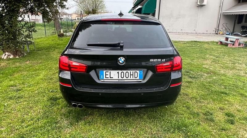 Usata BMW 525 218 CV (160 kW) 2012 Nero Station wagon