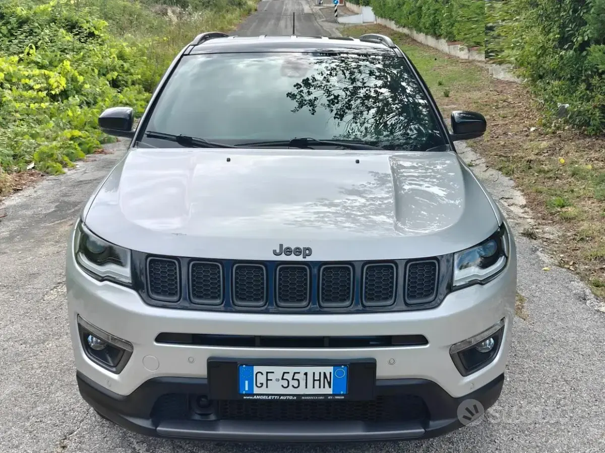 Usata Jeep Compass 120 CV (88 kW) 2021 Grigio SUV