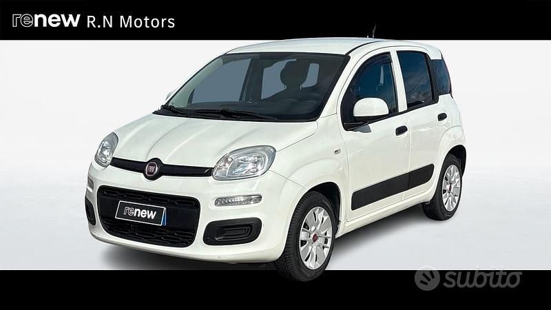 Bianco Usata 2019 Fiat Panda Easy Tre volumi | 7700 € (Ottimo prezzo) - Immagine 1/4