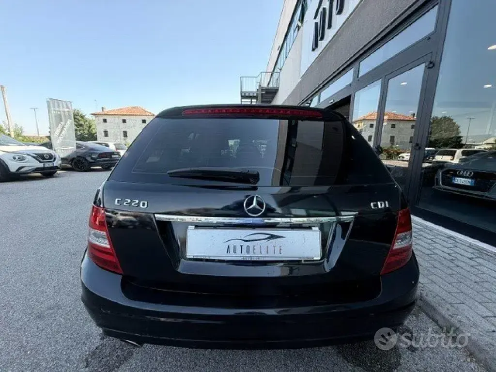 Usata Mercedes C220 Executive 170 CV (125 kW) 2012 Nero Station wagon