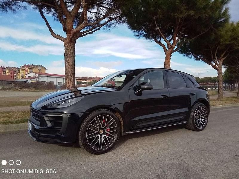 Nero Usata 2024 Porsche Macan SUV | 78.990 € (Buon prezzo) - Immagine 1/4