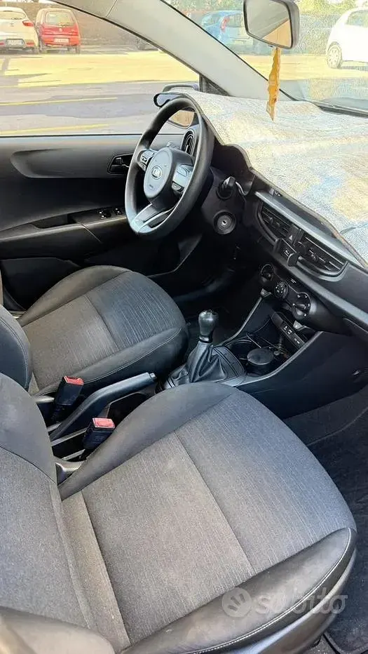 Usata Kia Picanto 67 CV (49 kW) 2018 Utilitaria