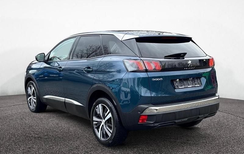 Usata Peugeot 3008 Allure 131 CV (96 kW) 2022 Blu SUV