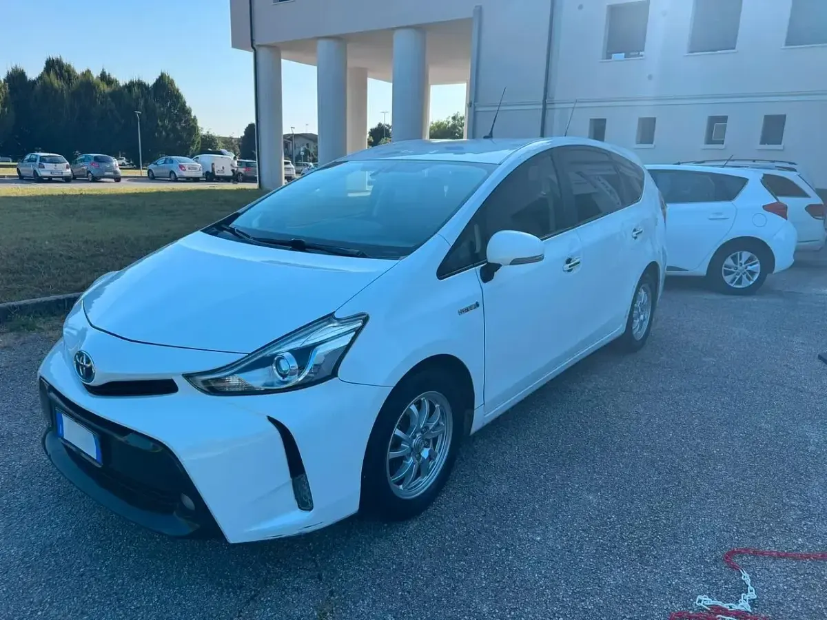 Usata Toyota Prius+ Active 99 CV (72 kW) 2016 Bianco Monovolume