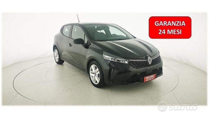 Usata Renault Clio V Evolution 101 CV (74 kW) 2024 Nero metallizzato Berlina
