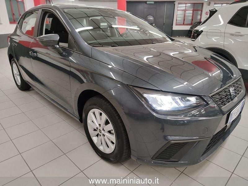 Usata Seat Ibiza Style Plus 95 CV (69 kW) 2025 Grigio scuro Utilitaria