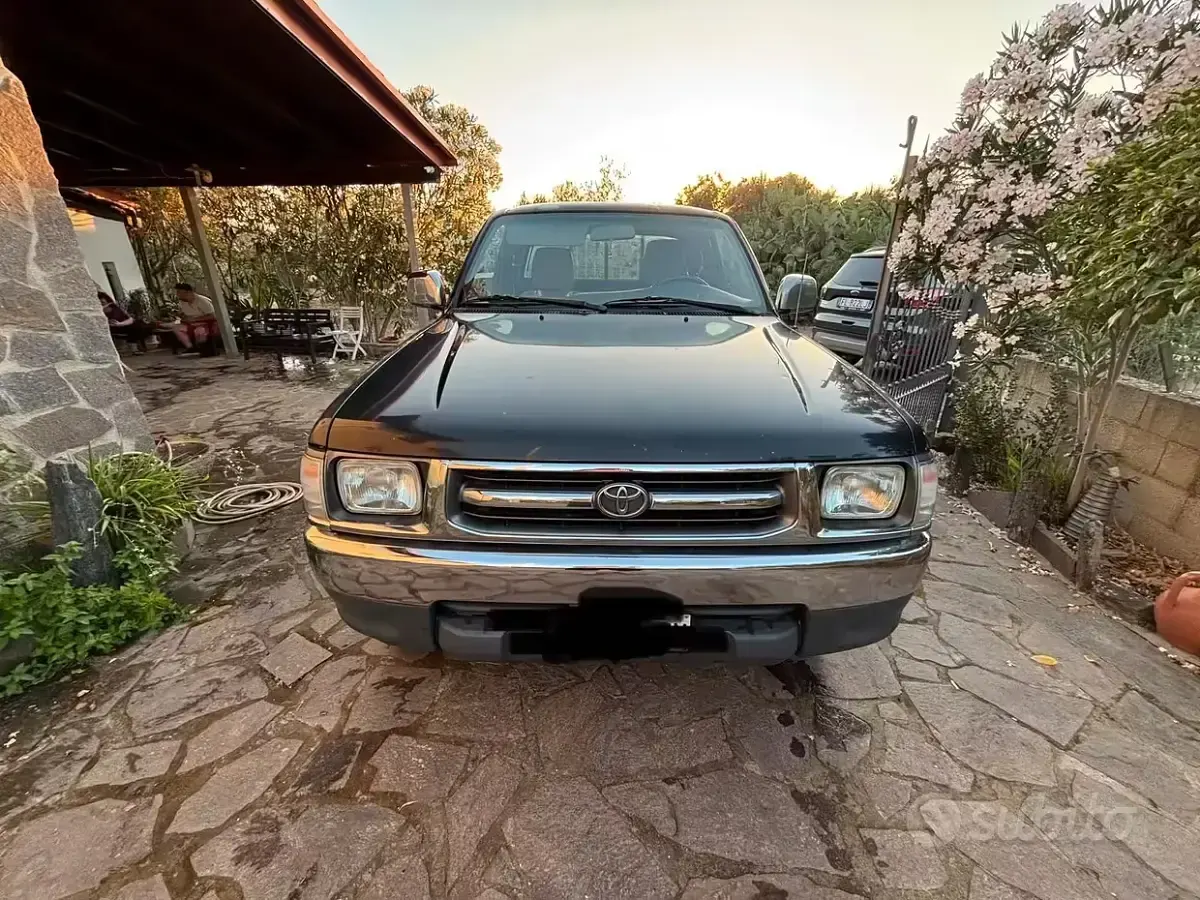Usata Toyota HiLux 1999 Pick-up