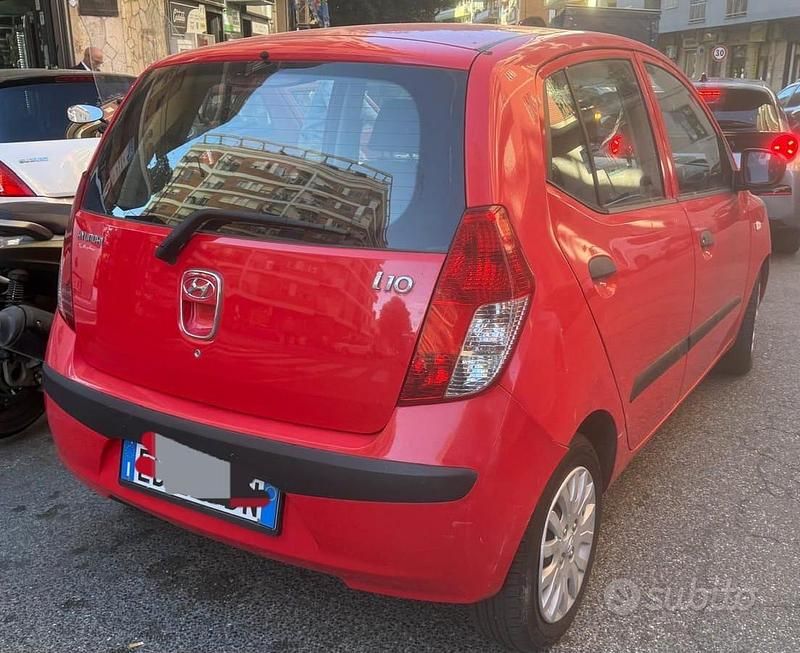 Usata Hyundai i10 2011 Rosso Utilitaria