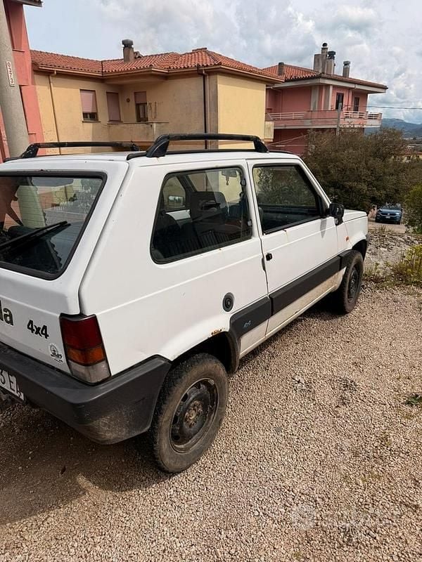 Usata Fiat Panda 4x4 54 CV (39 kW) 1998 Bianco Utilitaria