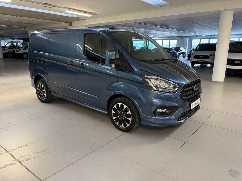 Usata Ford Transit Custom Sport 185 CV (136 kW) 2020 Blue metallic Furgone