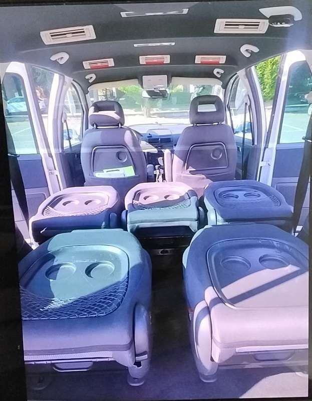 Usata 2010 Seat Alhambra Sport Monovolume | 5000 € - Immagine 1/4