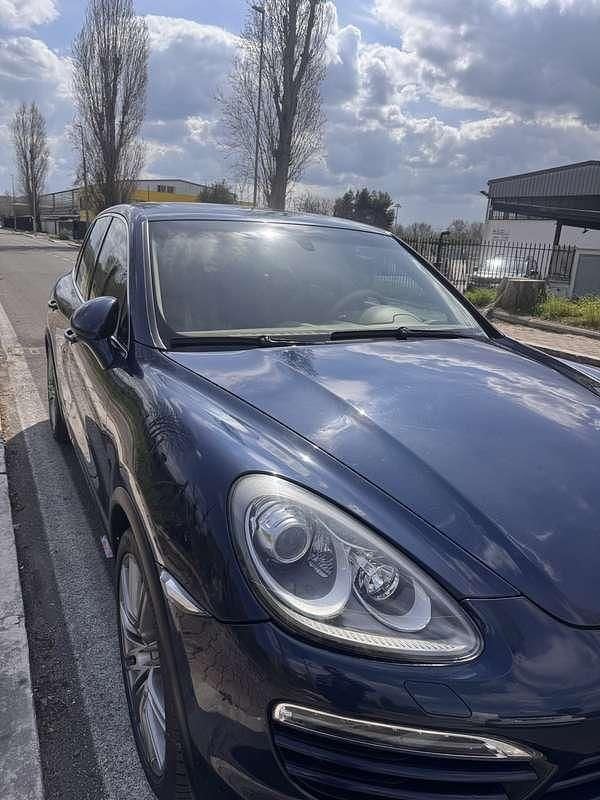 Usata Porsche Cayenne S E-Hybrid 379 CV (278 kW) 2011 Blu/azzurro SUV