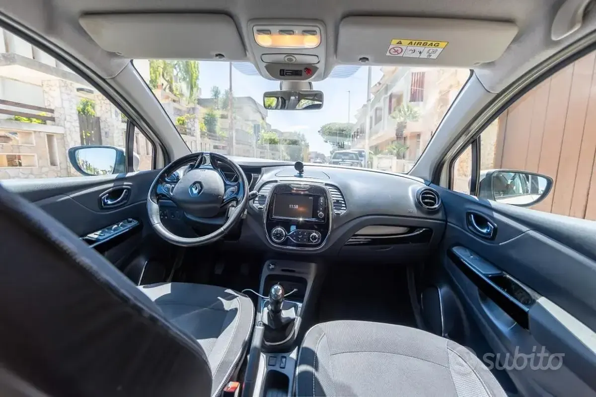 Usata Renault Captur 90 CV (66 kW) 2014 SUV