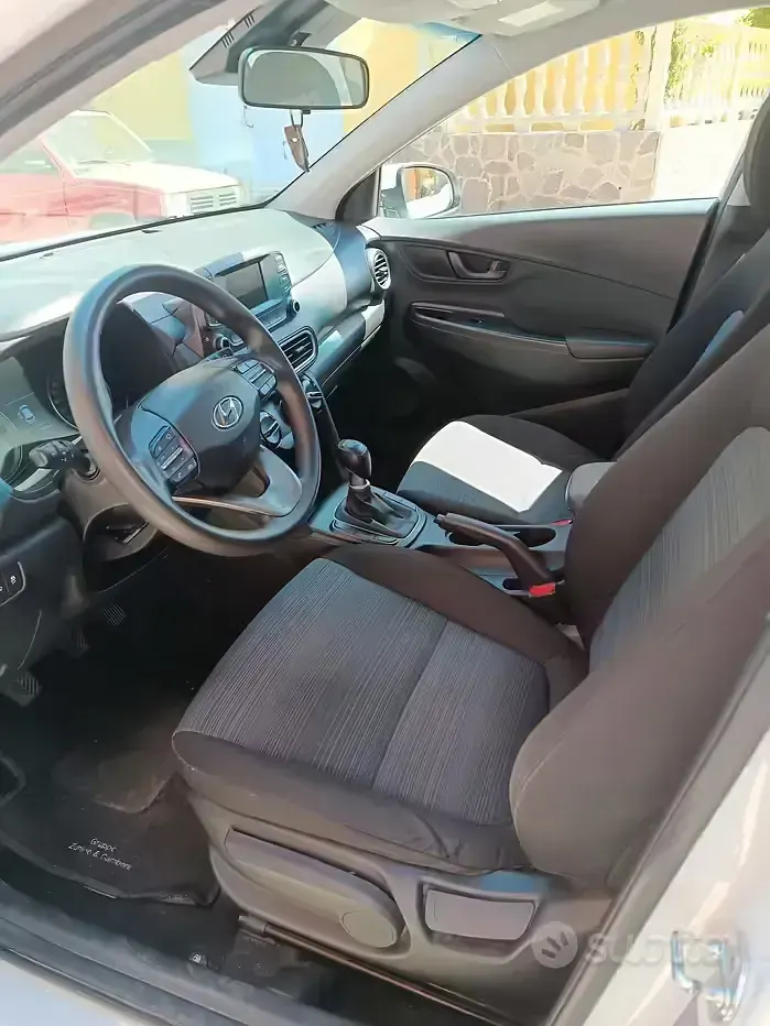 Käytetty Hyundai Kona 116 HP (85 kW) 2019 Valkoinen Katumaasturi