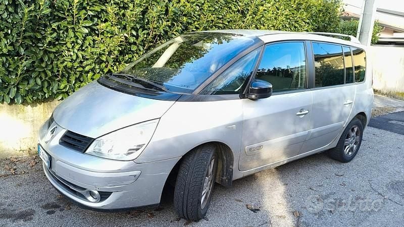 Usata Renault Espace 136 CV (100 kW) 2010 Grigio Monovolume