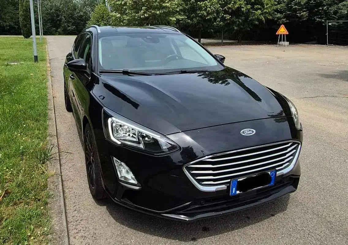 Usata Ford Focus Individual 163 CV (119 kW) 2021 Nero Station wagon