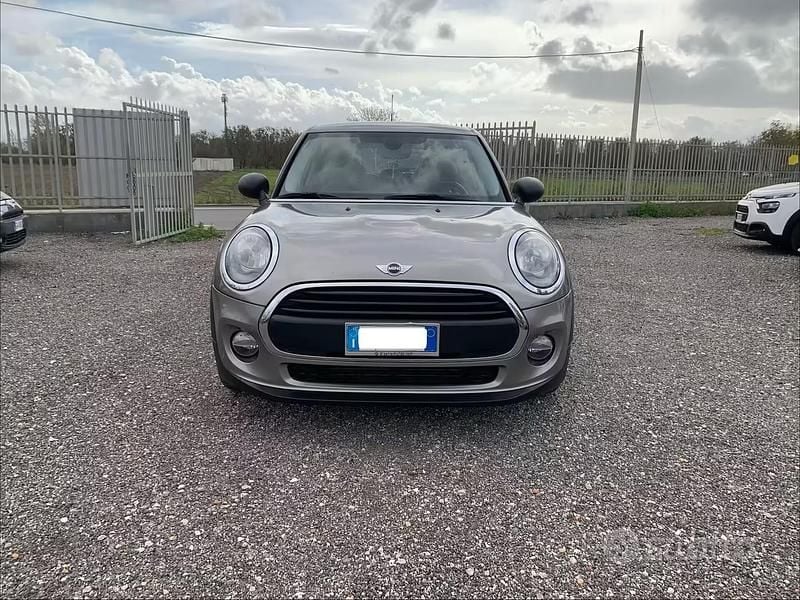 Usata Mini One D 95 CV (69 kW) 2018 Grigio Utilitaria