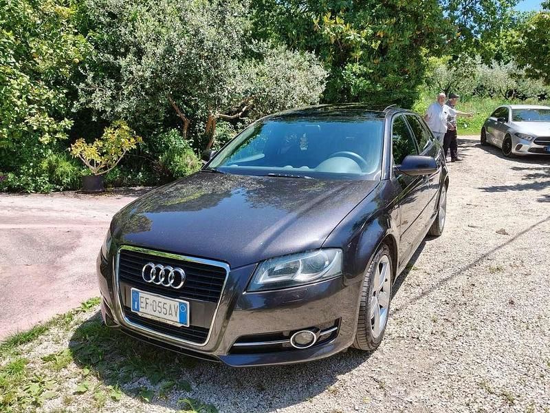 Usata 2011 Audi A3 Sportback Attraction Due volumi | 3800 € (Super prezzo) - Immagine 1/4