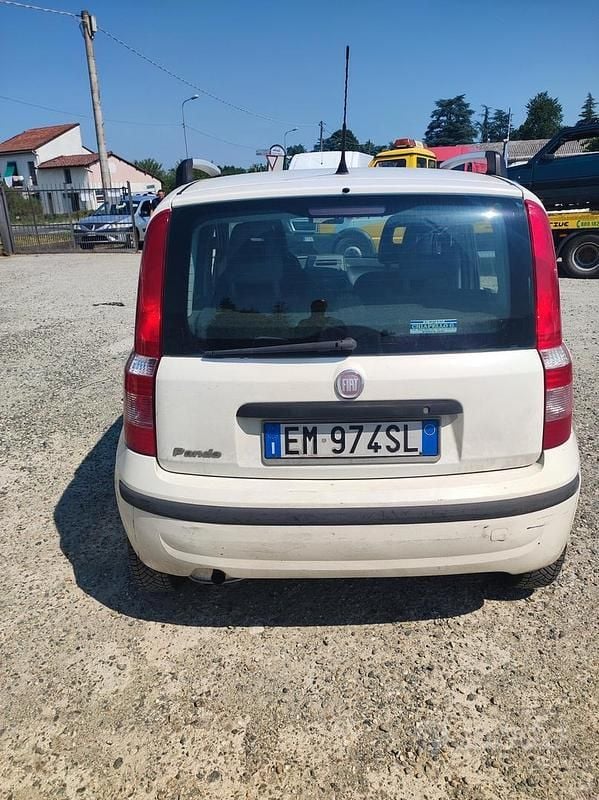 Usata Fiat Panda Easy 75 CV (55 kW) 2012 Bianco Utilitaria