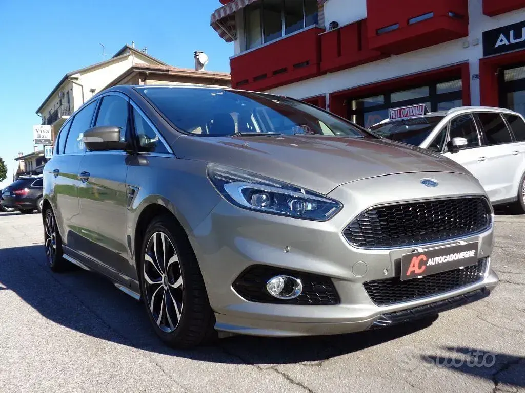 Usata Ford S-MAX ST-Line 150 CV (110 kW) 2019 Grigio Monovolume