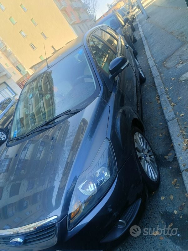 Usata Ford Focus 136 CV (100 kW) 2008 Nero Station wagon