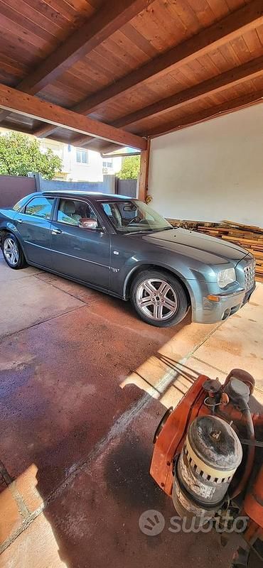 Usata Chrysler 300C 218 CV (160 kW) 2006 Grigio Berlina